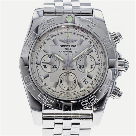 Breitling Chronomat AB0110 .